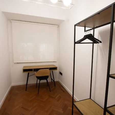 One Urban Apartamento Ourense